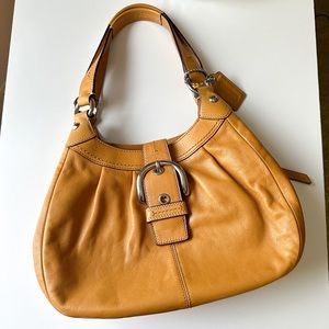 Vintage Coach Soho Lynn Pleated Leather Hobo Honey Mustard Shoulder Bag